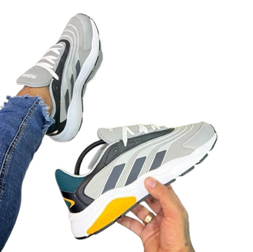 TENNIS 0523-111