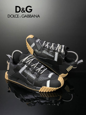 Tennis 0723-105