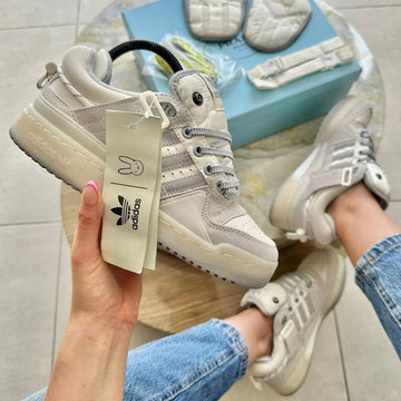 Tennis 0823-61
