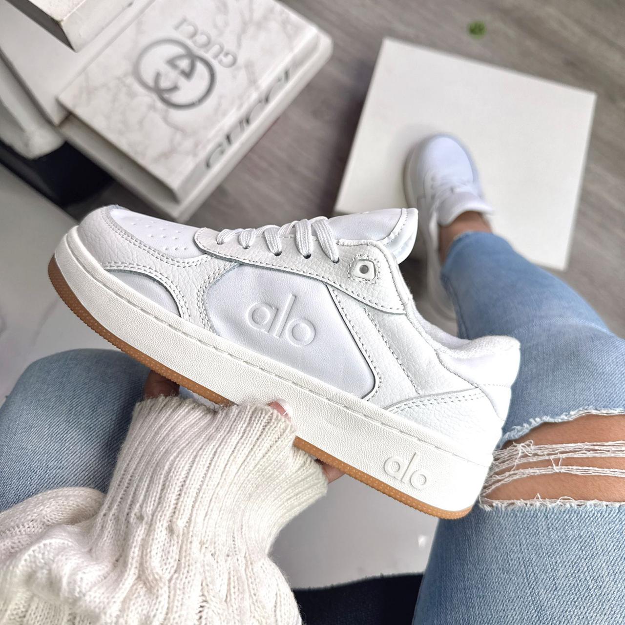 Tenis 0525-079