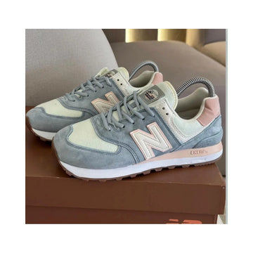 Tenis 1026-003 gris rosa claro y crema, fotografía original normalizada WEBP 1600