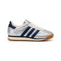 Tenis 1026-010 vista lateral, encuadre ampliado
