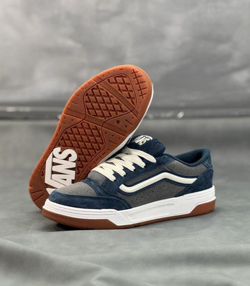 Tenis Vans azul marino y blanco, referencia 1026-H001