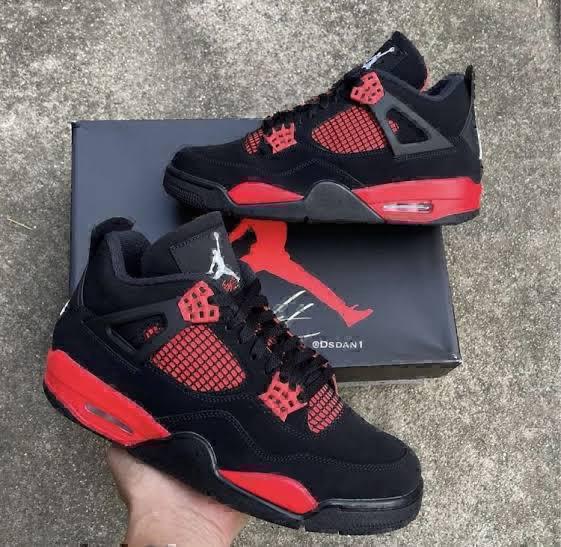 Tenis JORDAN hombre negro x rojo - WALÁ