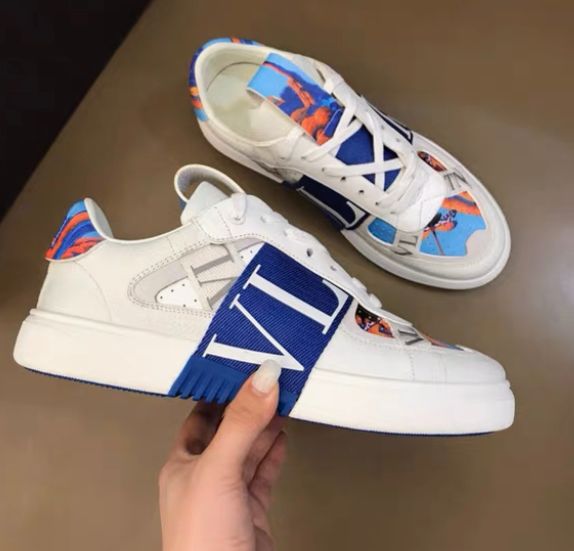 VALENTINO0523-01