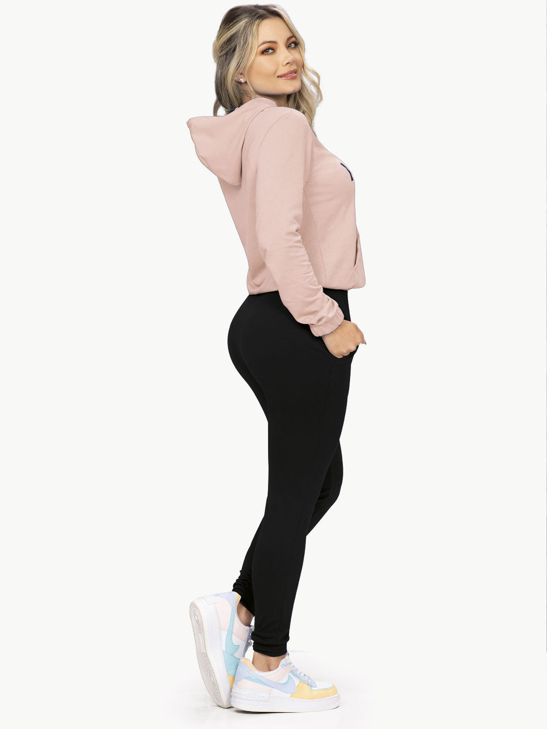 8473 -  Deportivo fit dama.