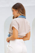 Blusa Corta hibrida denim  DF01602 silueta semi ajustada para mujer dyaboo beige 1