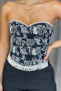 Blusa DF01824 para mujer tipo corset straplessl presenta un delicado diseño bordado con motivos florales y mariposas dyaboo color negro 1
