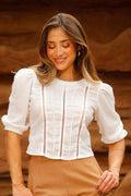 Blusa DF02357 para mujer de silueta corta y manga 3/4 con elástico en el puño dyaboo color crudo 6