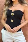 Blusa DF02381 para mujer strapless estructurado , con escote corazón y dos grandes botones tipo joya al frente dyaboo color negro 1