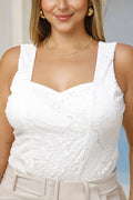 Blusa Pluss DP02107 silueta ajustada para mujer. Elaborada en poliéster con grabado en tejido. dyaboo crudo