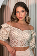 Blusa corta ojalillo cuello bandeja para mujer dyaboo DF01531 beige