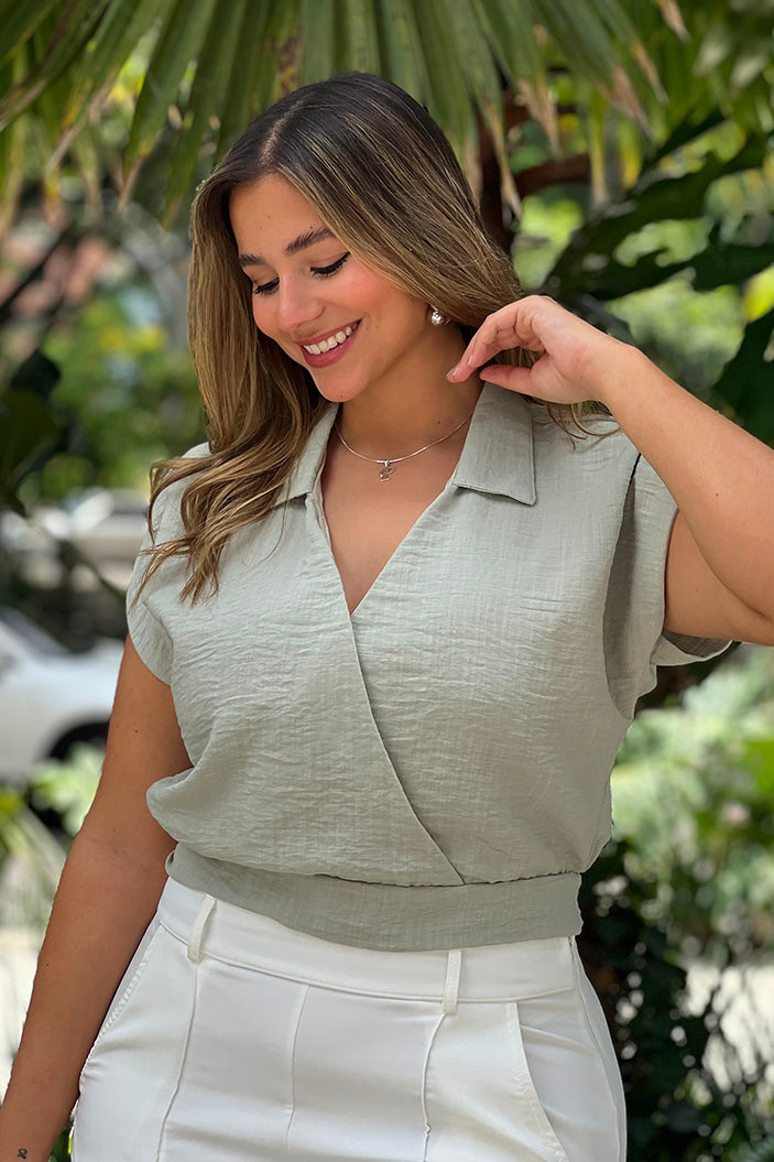 Blusa corta verde oliva dyaboo DF01476