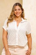 Camisera Pluss DP21039 ajustable botones encaje para mujer dyaboo blanca