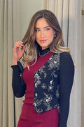 Chaleco DF04035 para mujer, elaborado en poliéster con grabados en tejido dyaboo negro