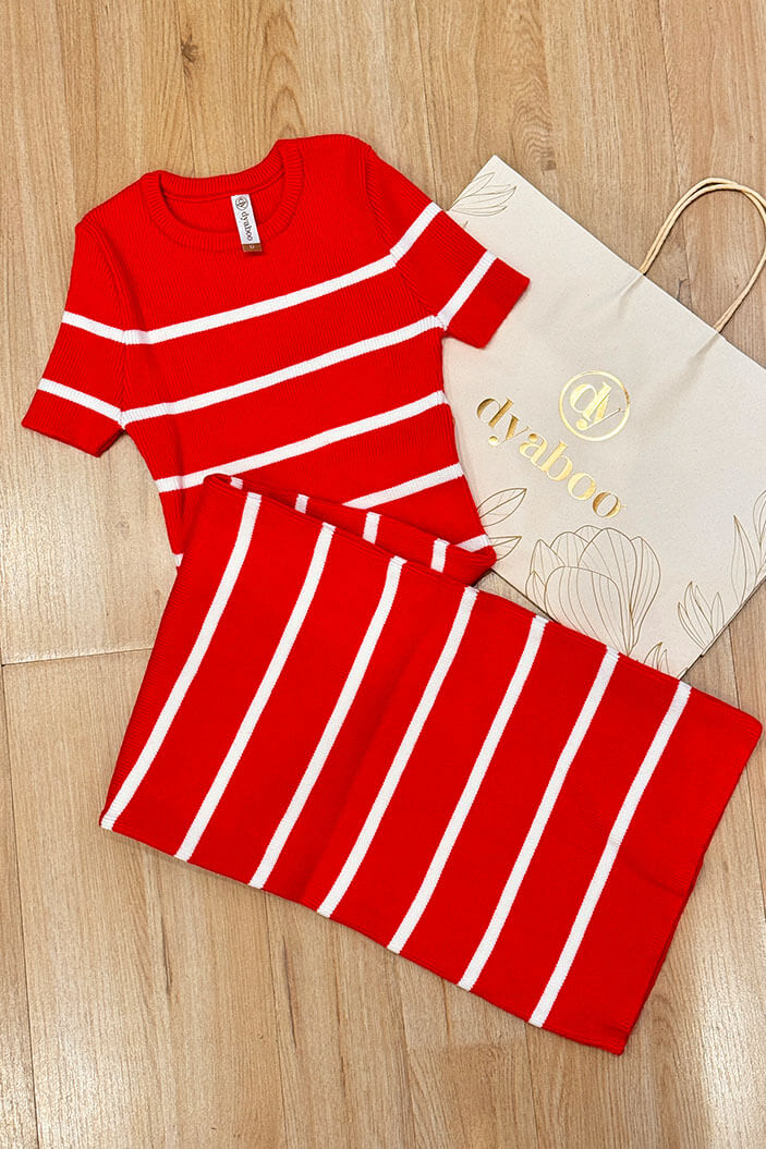 Conjunto Blusa Y Falda  tejido para mujer dyaboo 7601 rojo 1