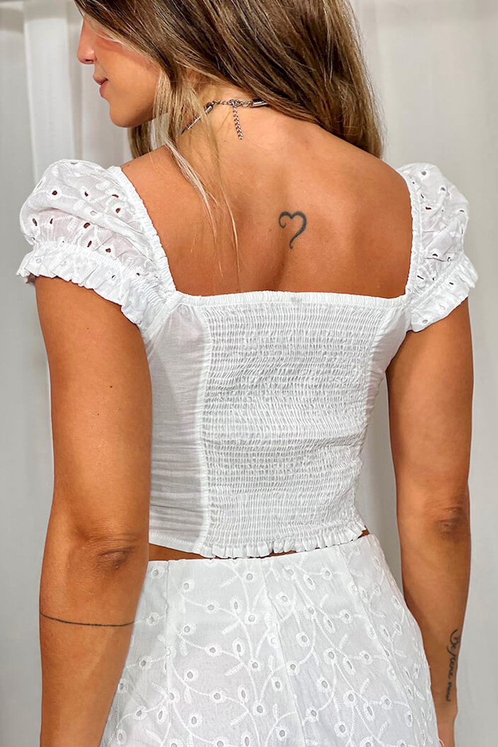 Conjunto set Blusa short en ojalillo para mujer dyaboo DF14104 blanco crudo