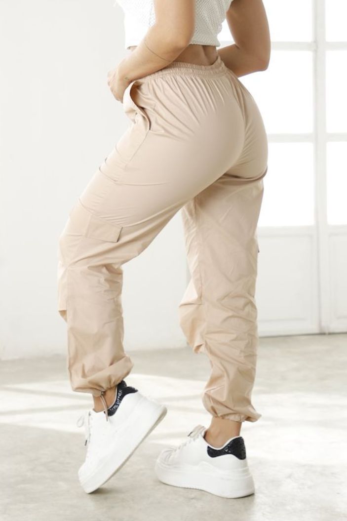 Pantalón parachute DF06037