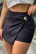 Falda Short DF07131 para mujer con accesorio dorado dyaboo-negro
