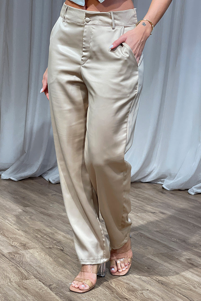 Pantalón Satinado 1890032 silueta ajustado para mujer dyaboo camel 1