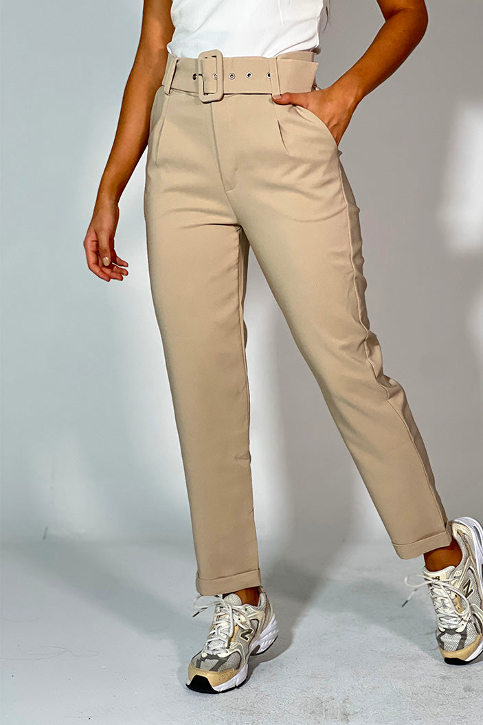 Pantalón con correa clásico para mujer dyaboo 5890035 camel beige