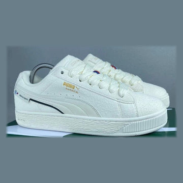 Tenis 1026-030 Puma blanco crema vista lateral