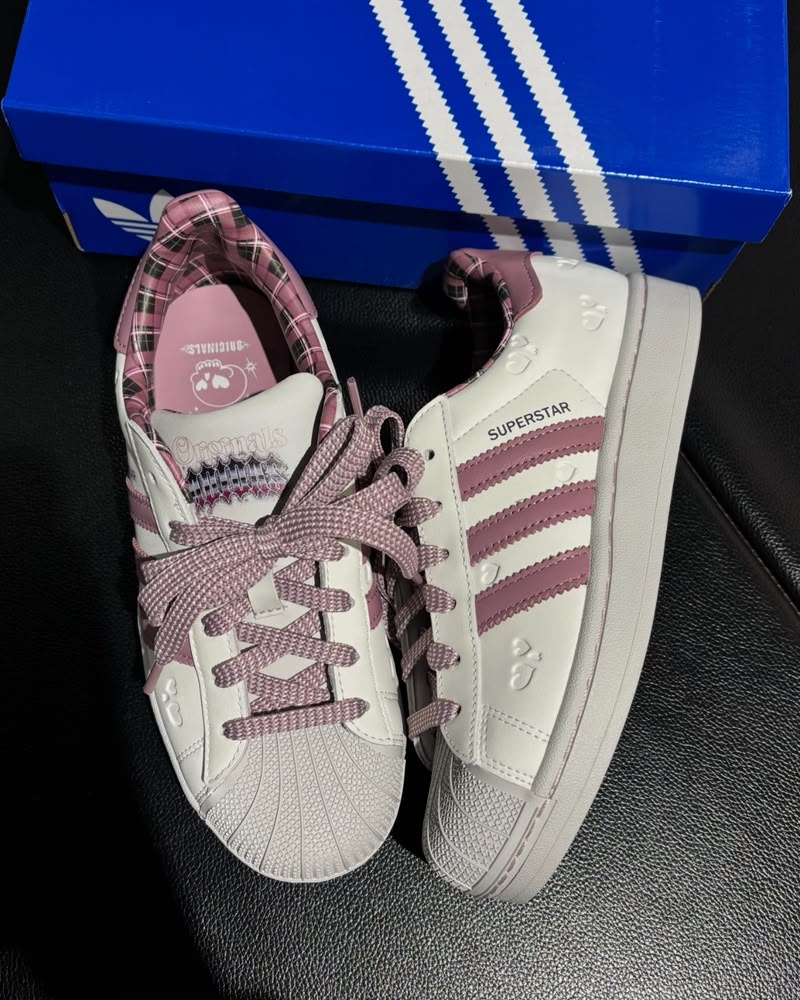 1026-H041 C05 CREMA X ROSA; original O063 Checho