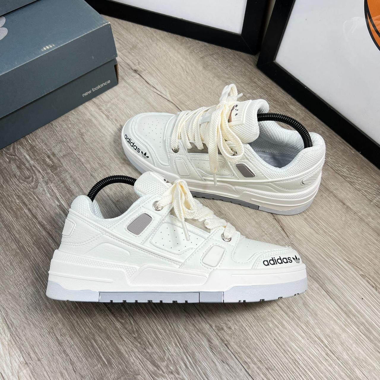 Tenis 0224-026