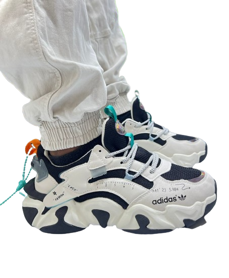 TENNIS 0523-115