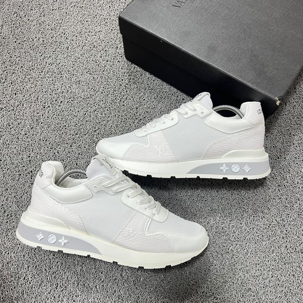 Tennis 0723-125