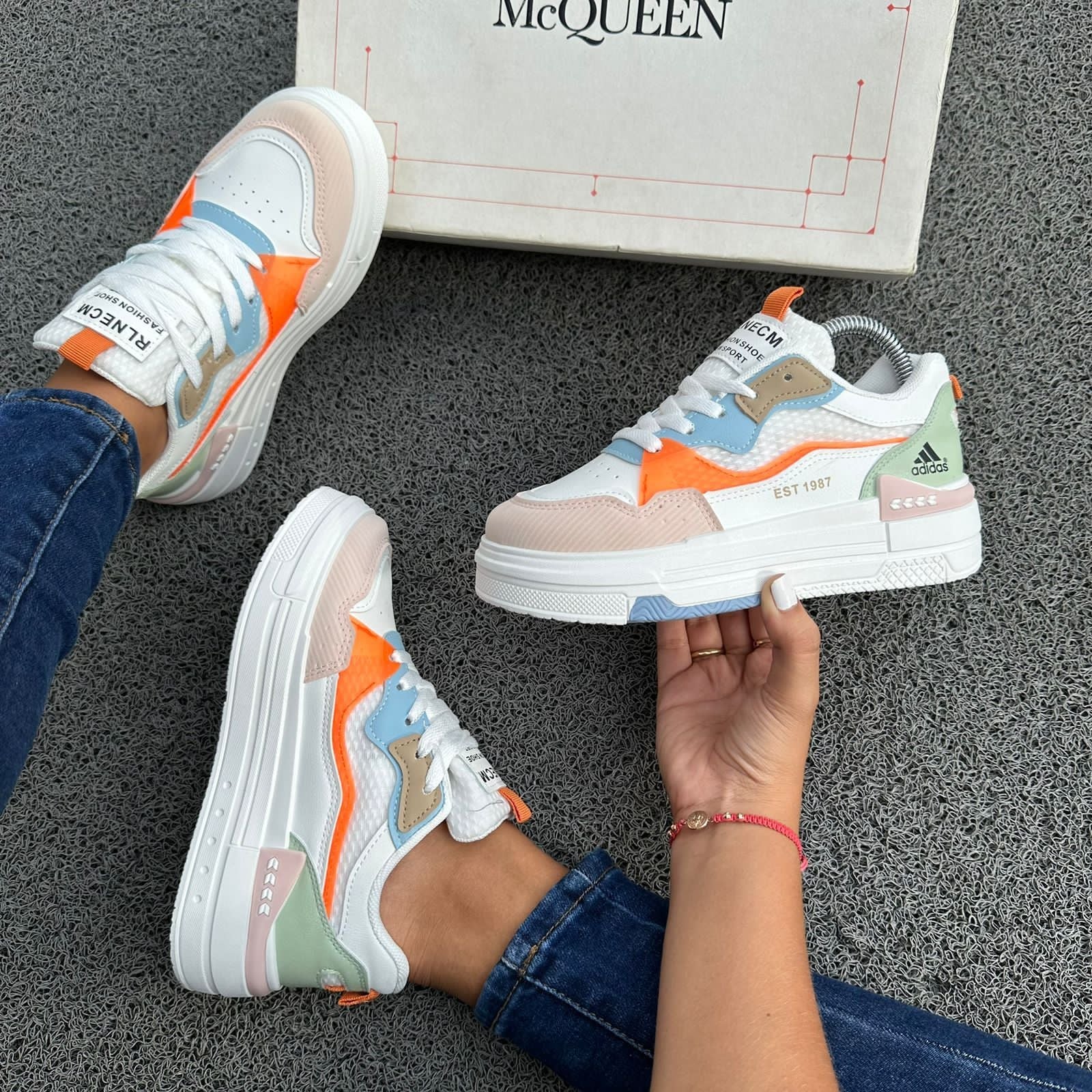 Tennis 0723-56