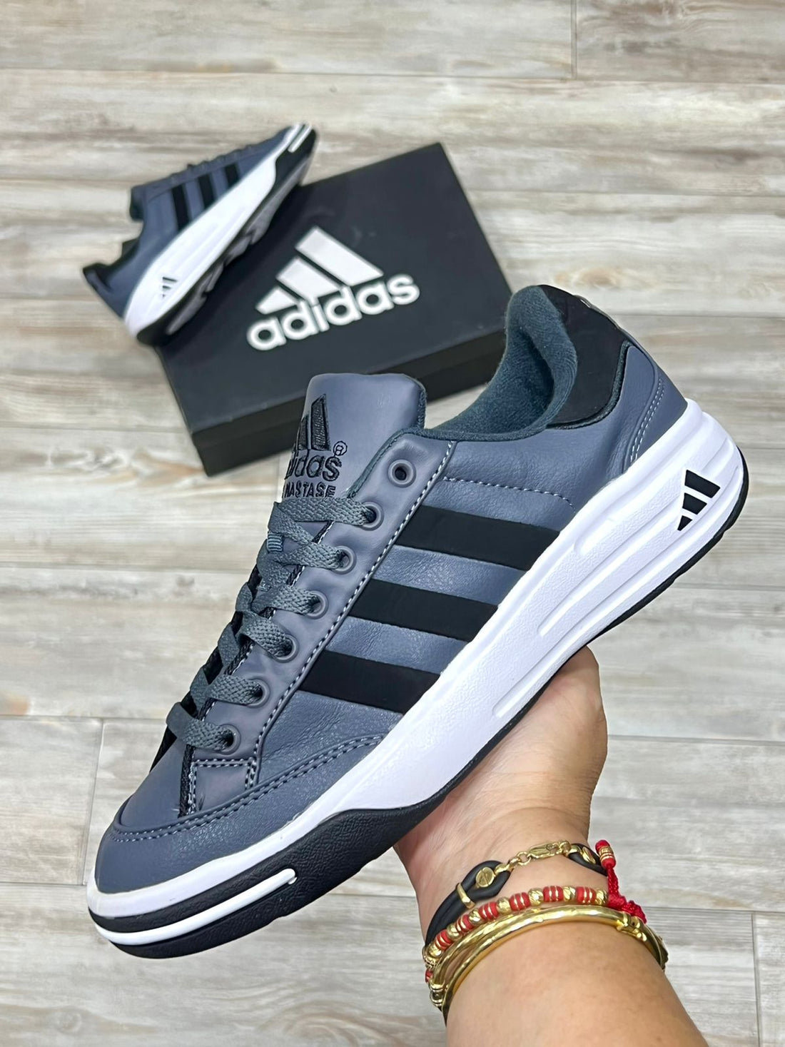 Tennis 0723-66