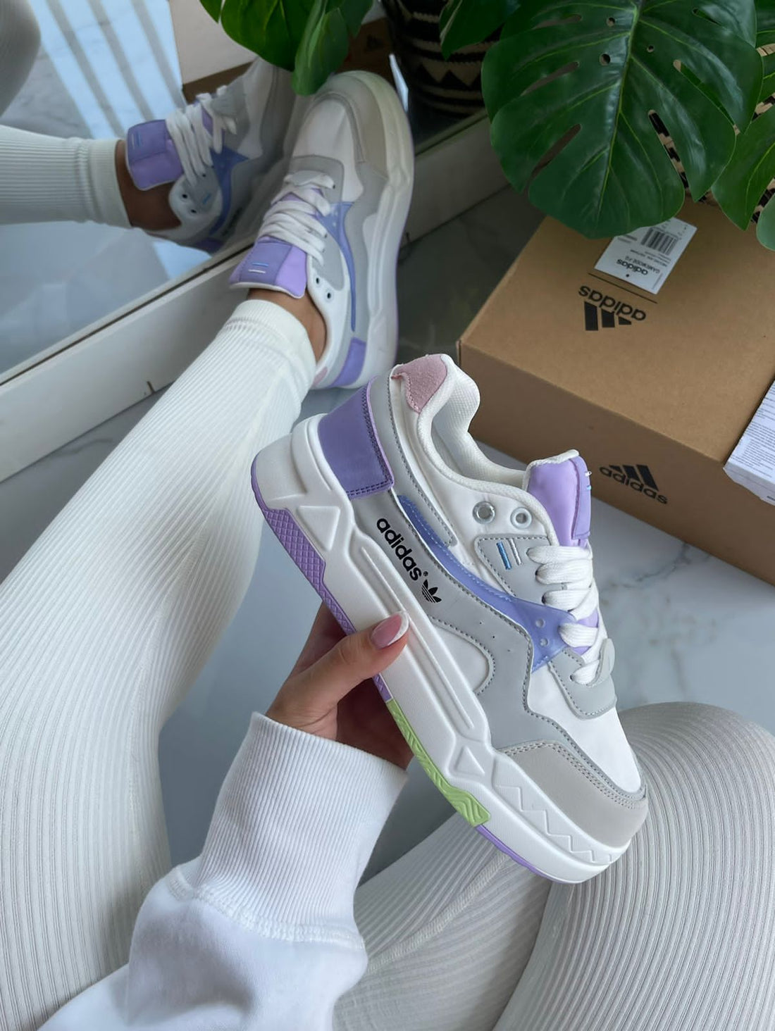 Tenis 1023-19
