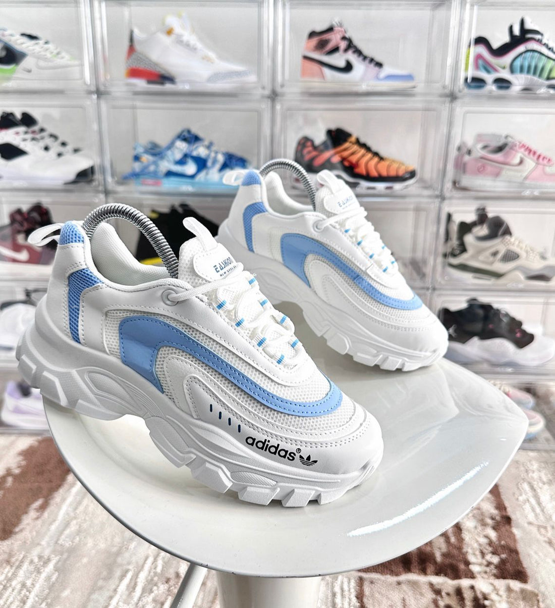 Tenis 1023-28