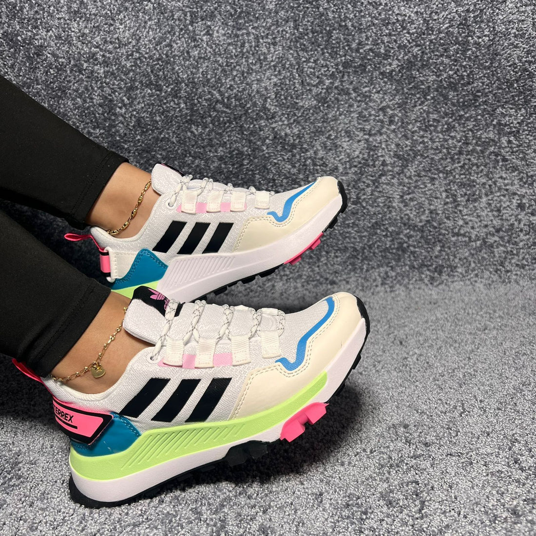 Tenis 1023-33